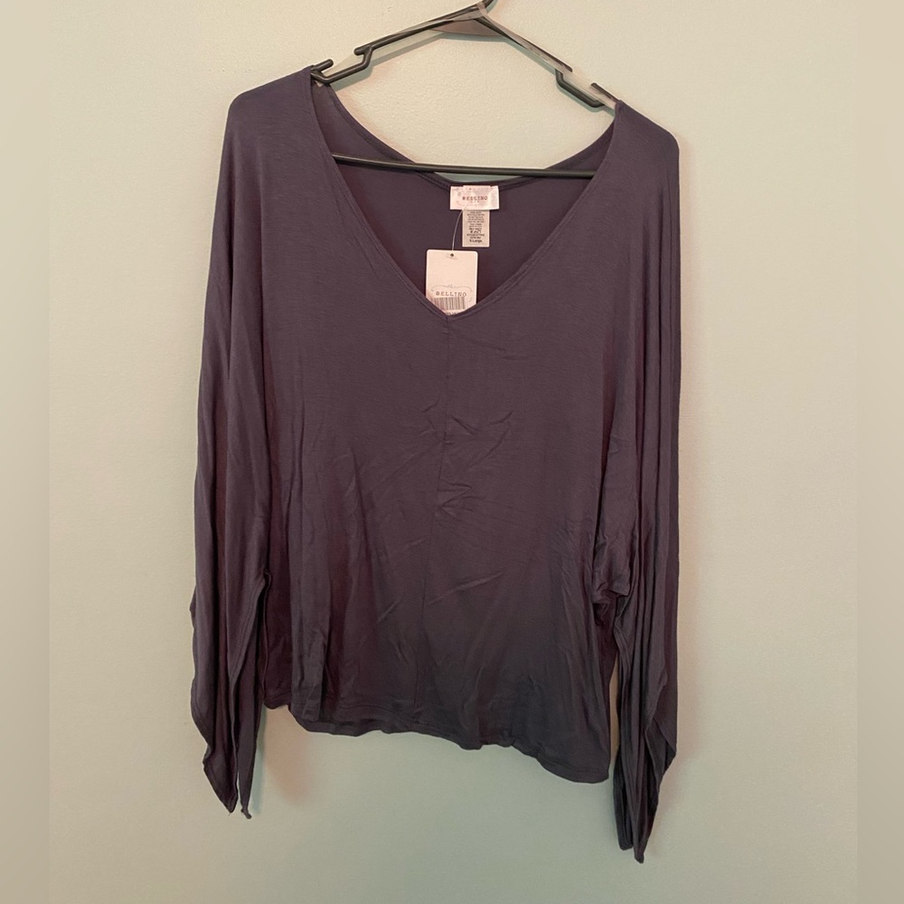 Bellino long sleeve v-neck top - Picture 2 of 5